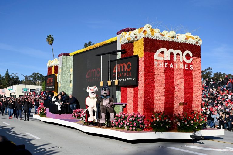 AMC Theaters to buy $27.9 million stake in mining company