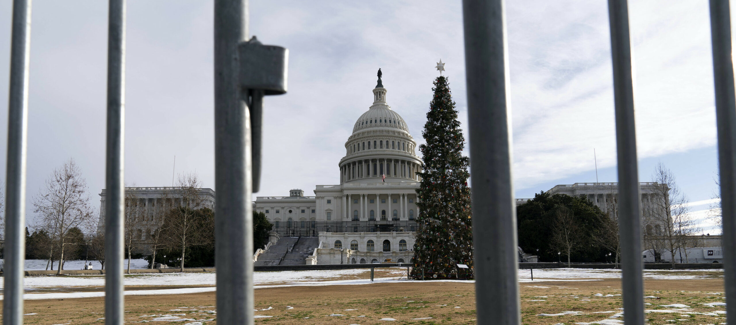 Congress marks first anniversary of Jan. 6 riot with moments of silence