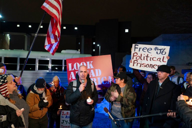 Group seeks to make Jan. 6 arrests key to elections