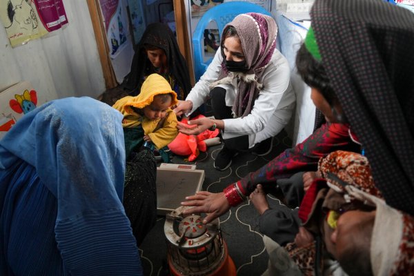 US to provide $308 million in aid for Afghans