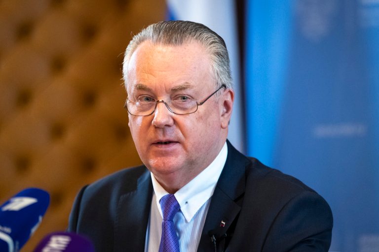 Russian diplomat makes threat of war explicit after ‘dead-end’ talks