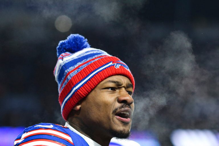 WATCH: NFL star decks fan who runs on field during final minutes