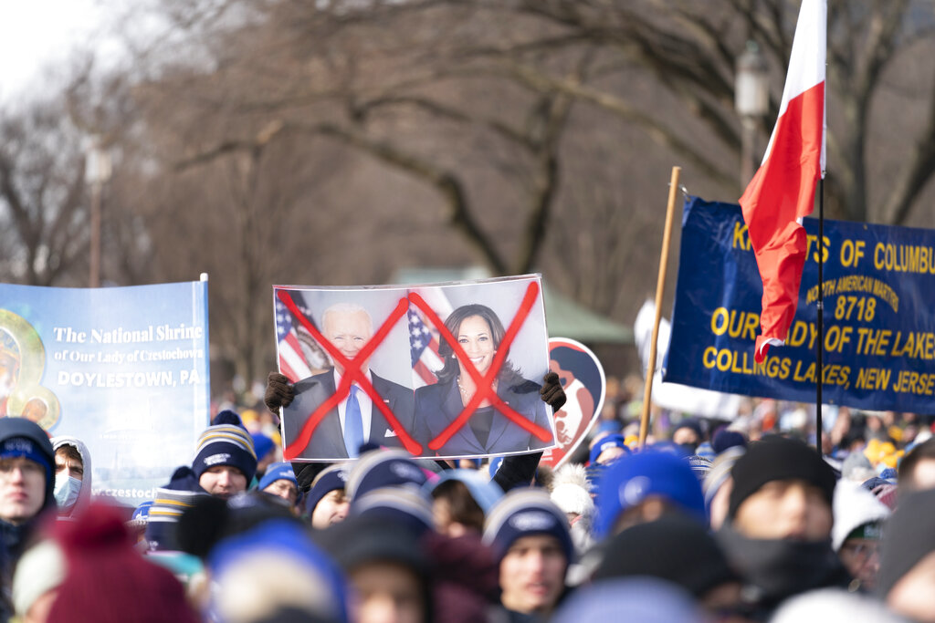 Nuns and Knights push on with March for Life after Roe