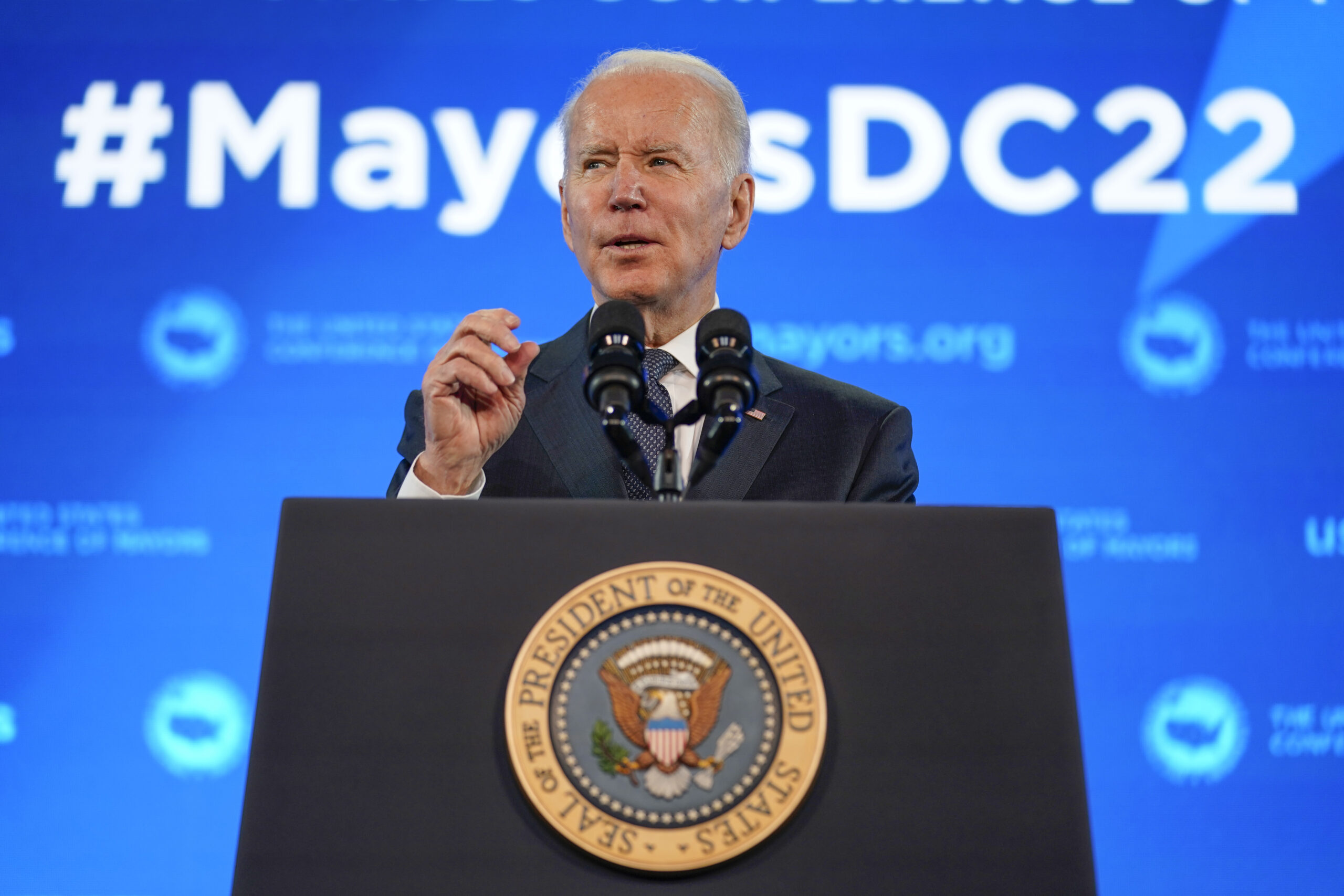 Biden pitches mayors in renewed spending bill push