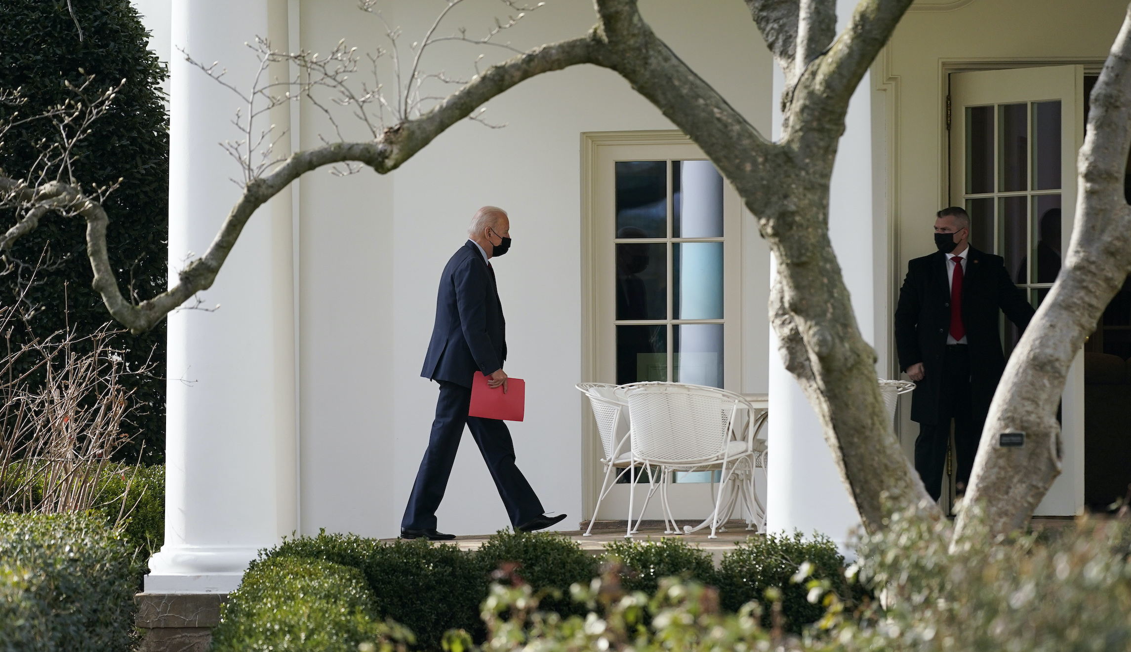 GOP states sue Biden for allowing family members to join illegal immigrants in US