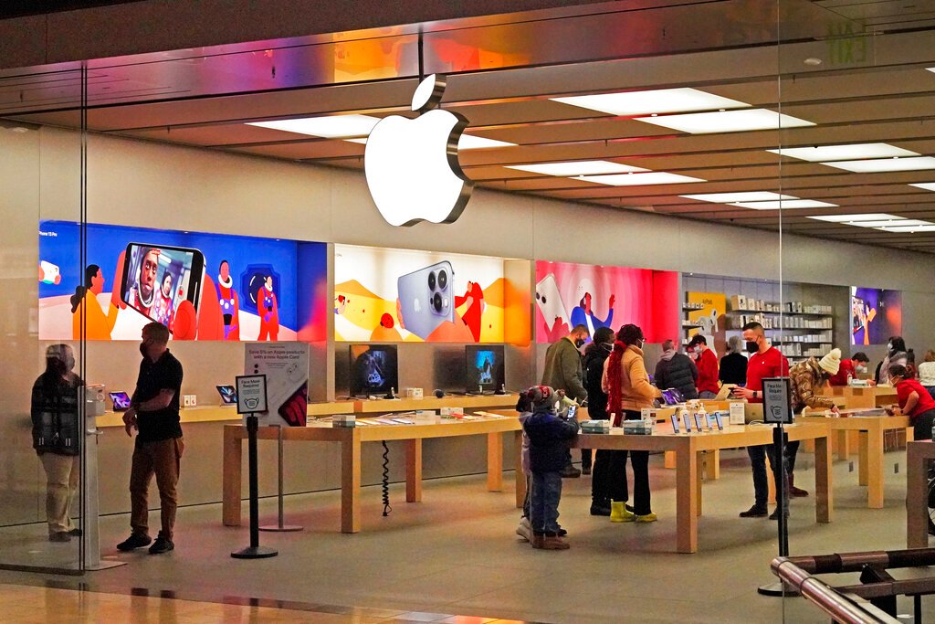 EU passes legislation to rein in Big Tech ‘gatekeepers’ Amazon, Apple, and Meta
