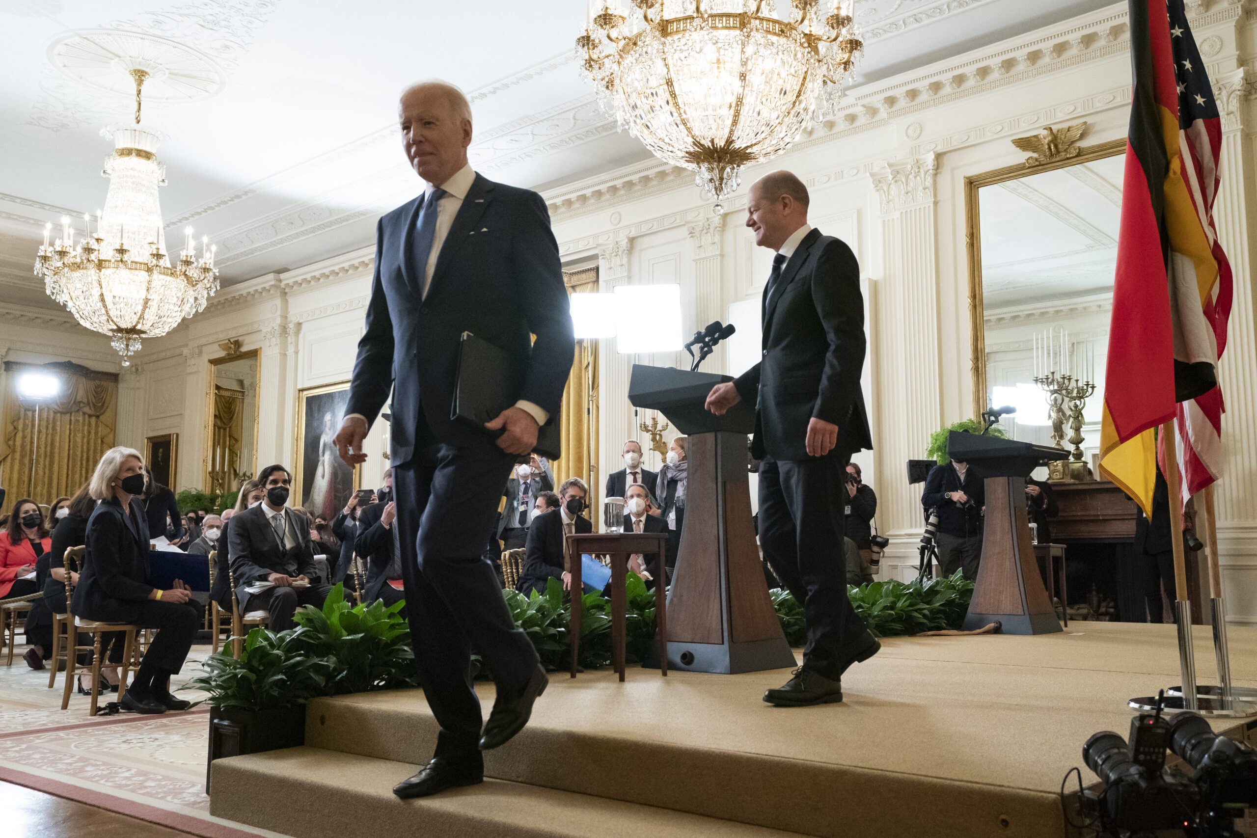 Despite differences, Biden and German chancellor present united front against Russia