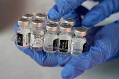 Pfizer-BioNTech to request authorization for fourth COVID-19 shots for seniors