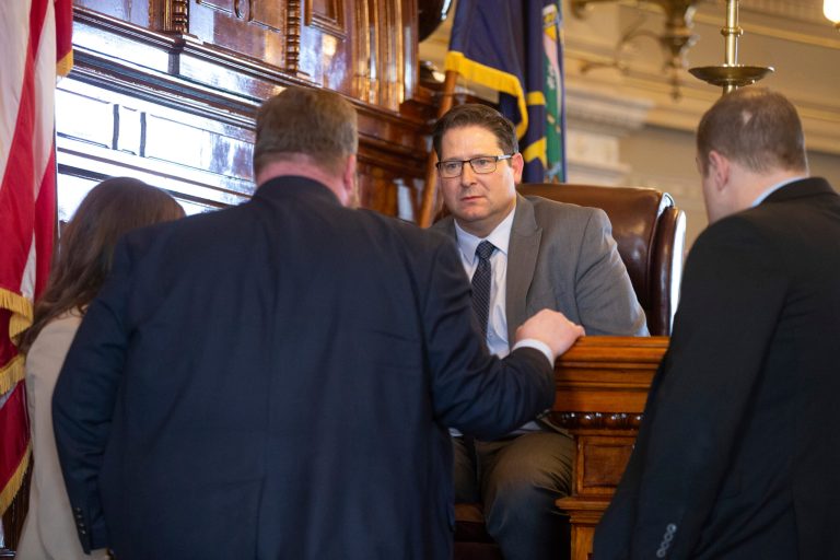 Kansas Legislature overrides governor’s veto of congressional maps