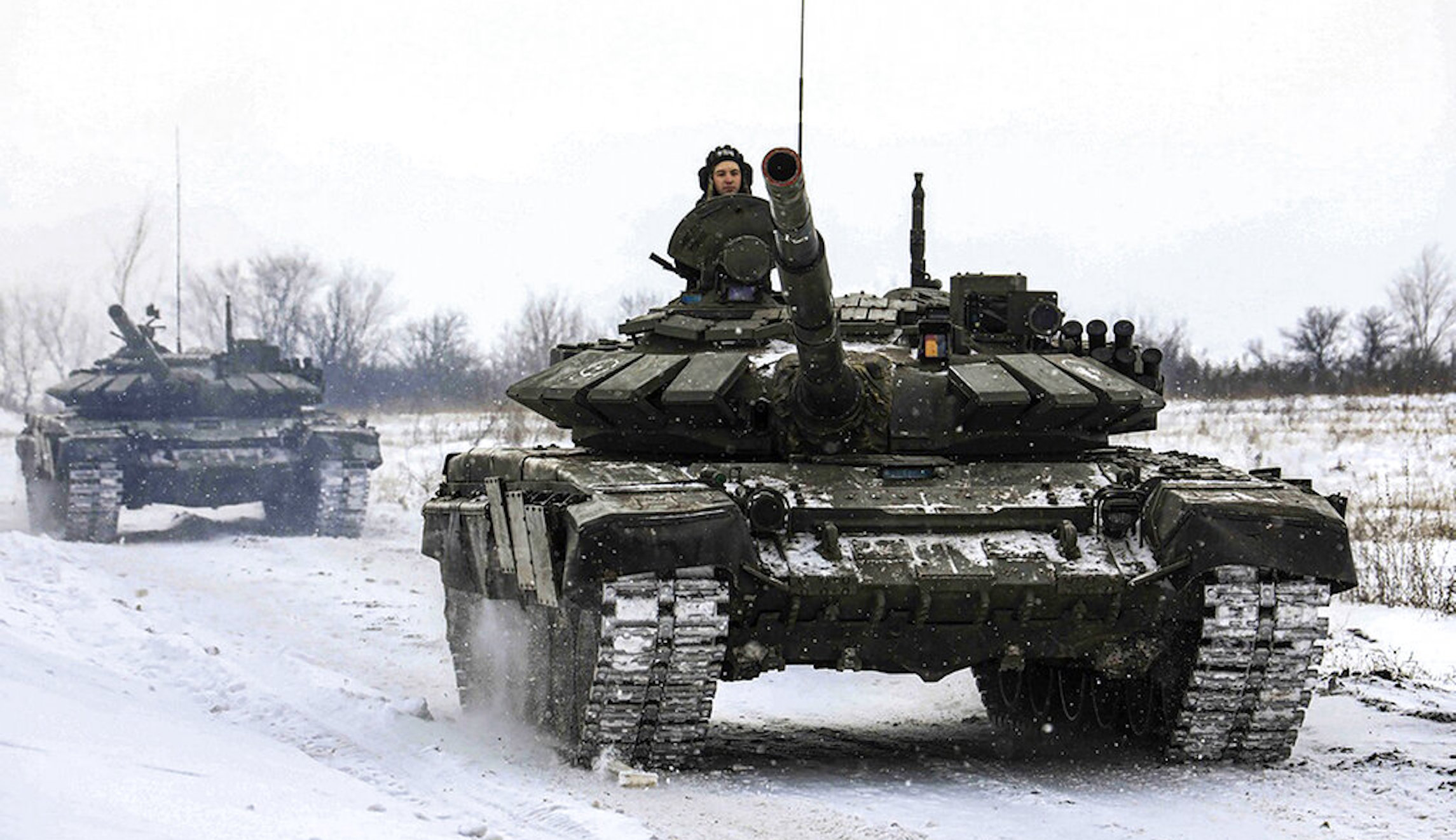 WATCH: Ukrainians celebrate while joyriding on reportedly stolen Russian tank