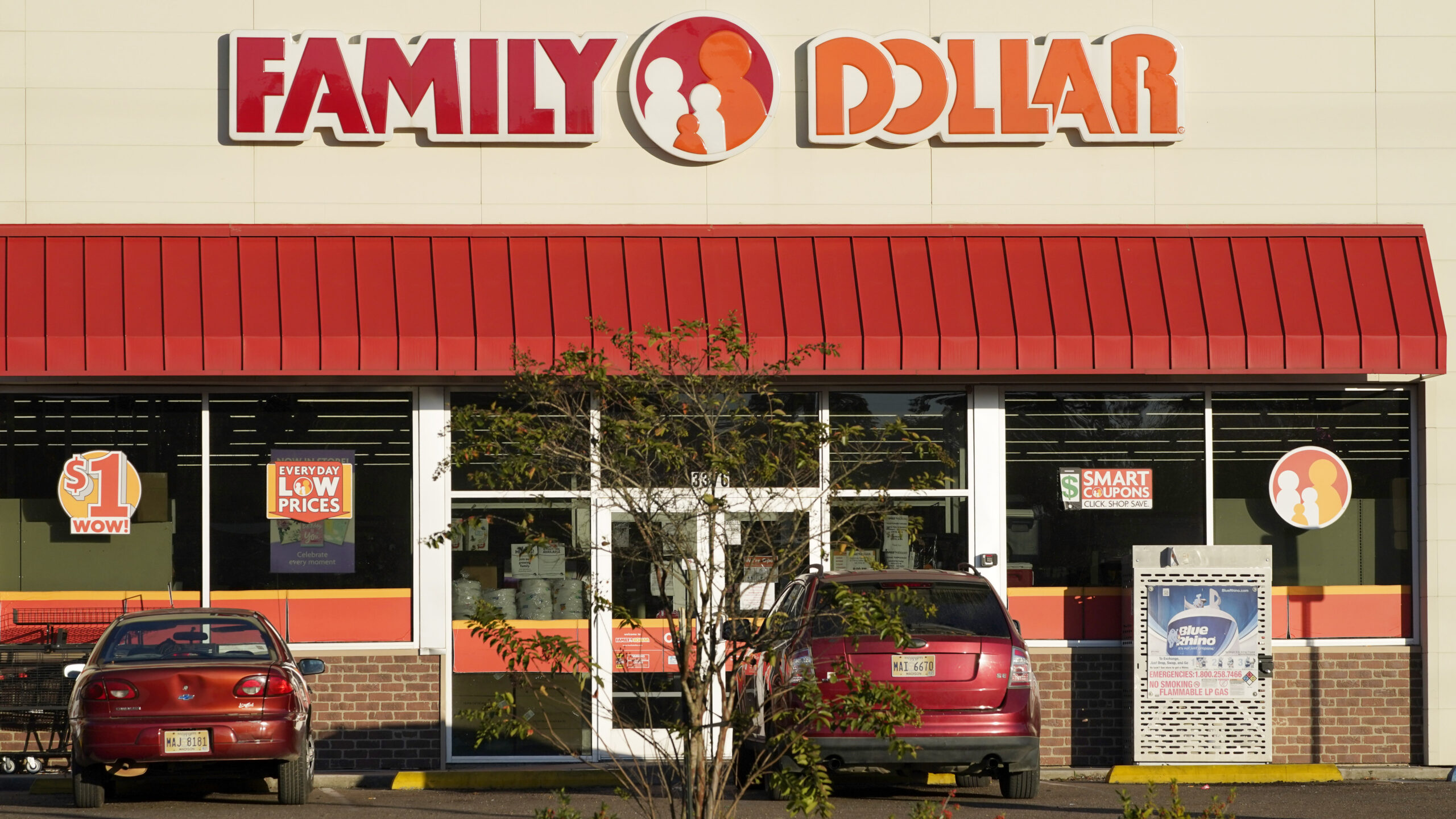 Family Dollar to pay $41.7 million over rat-infested Arkansas warehouse