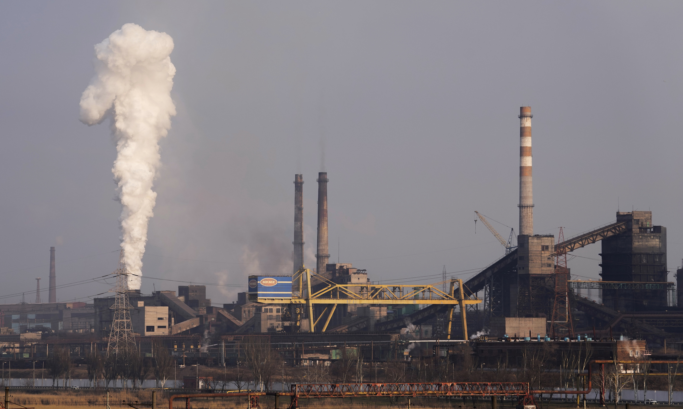 Oil prices soar above $105 as Russia invades Ukraine, highest since 2014