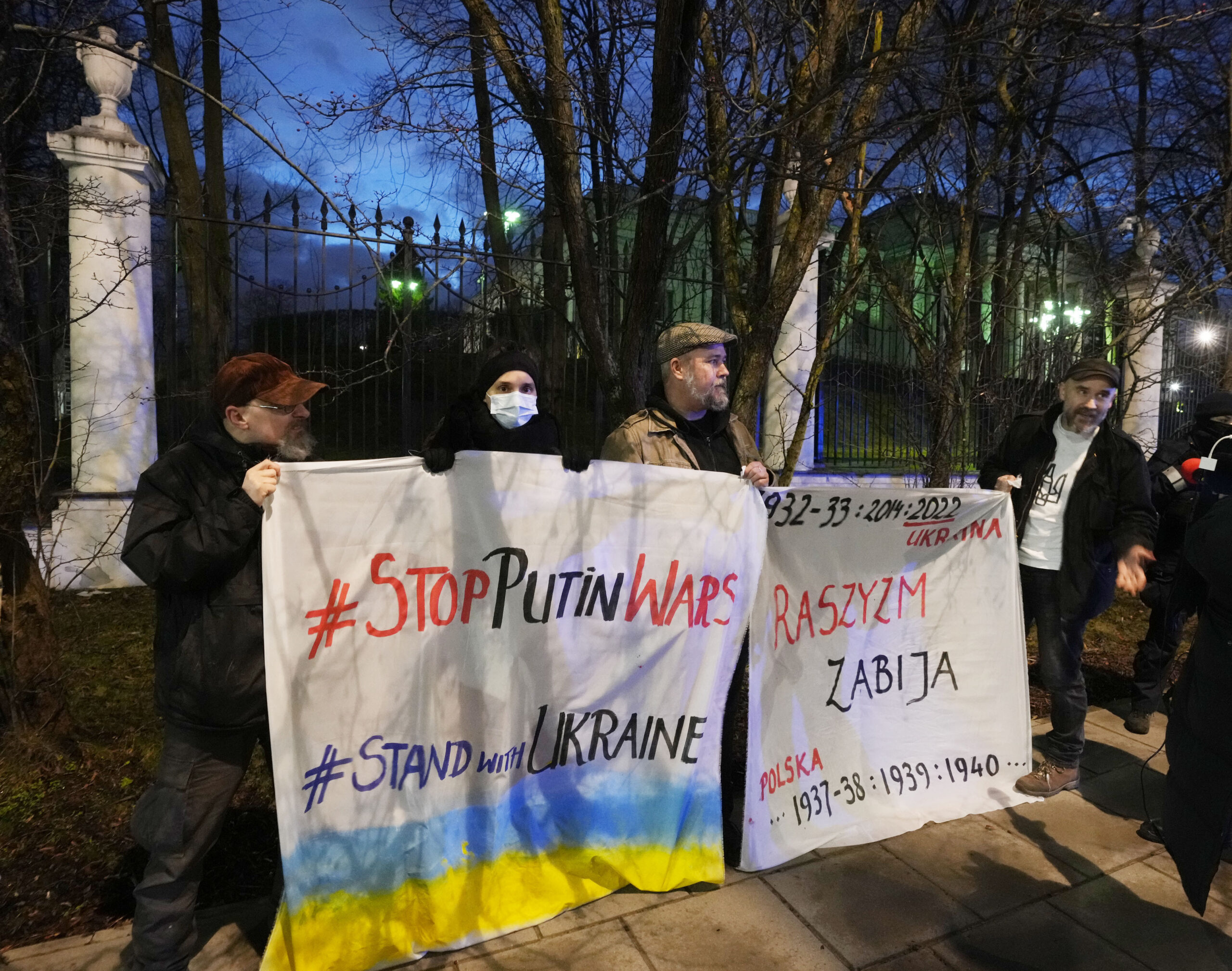 Polish security agency requests expulsion of 45 Russian officials from embassy