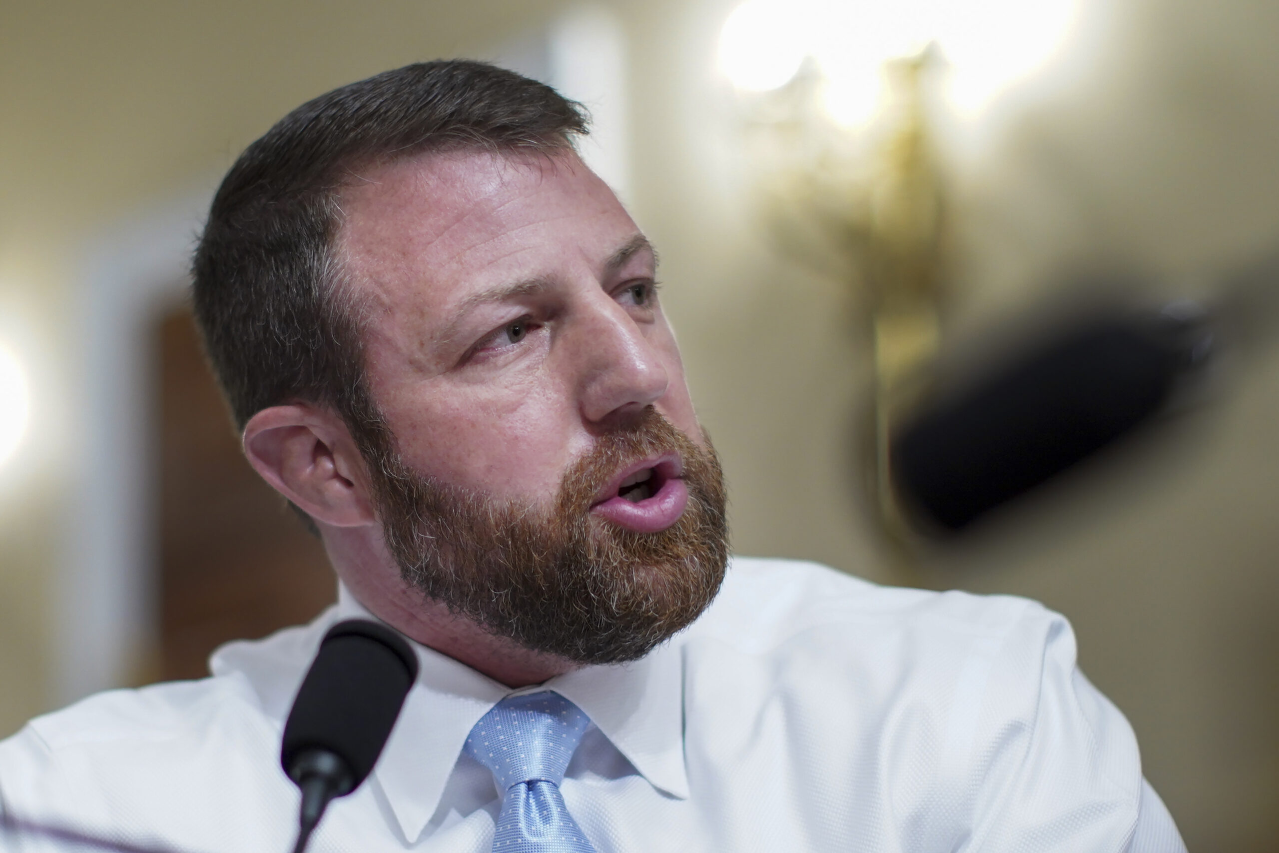 Rep. Markwayne Mullin hopes to fight his way into the Senate