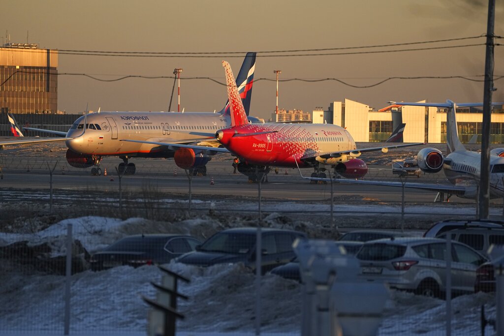 Biden announces ban on Russian flights in US airspace in State of the Union
