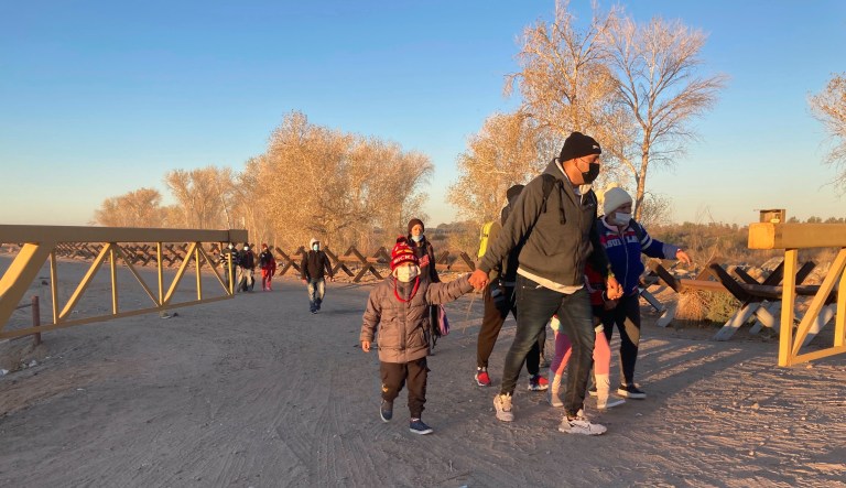 Border officials to be barred from turning illegal crossers back to Mexico without asylum screening