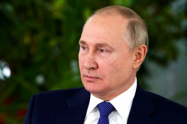 A flustered Vladimir Putin seeks to regain the initiative in Ukraine