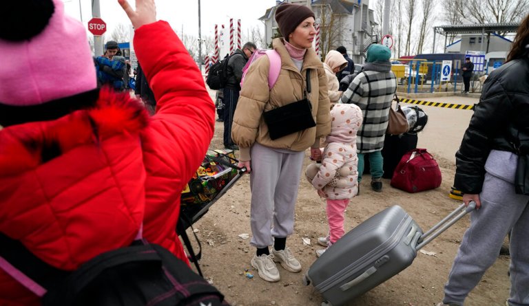 Ukrainian refugee numbers surge to over 1.7 million Ukrainian refugee numbers surge to over 1.7 million