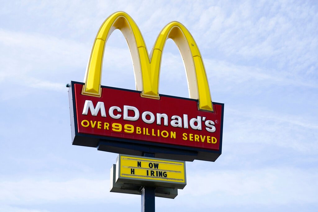 McDonald’s will temporarily close more than 800 locations in Russia