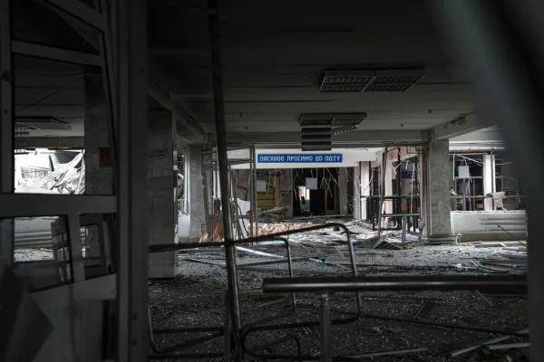 Three Ukrainian cities rocked by Russian airstrikes for the first time