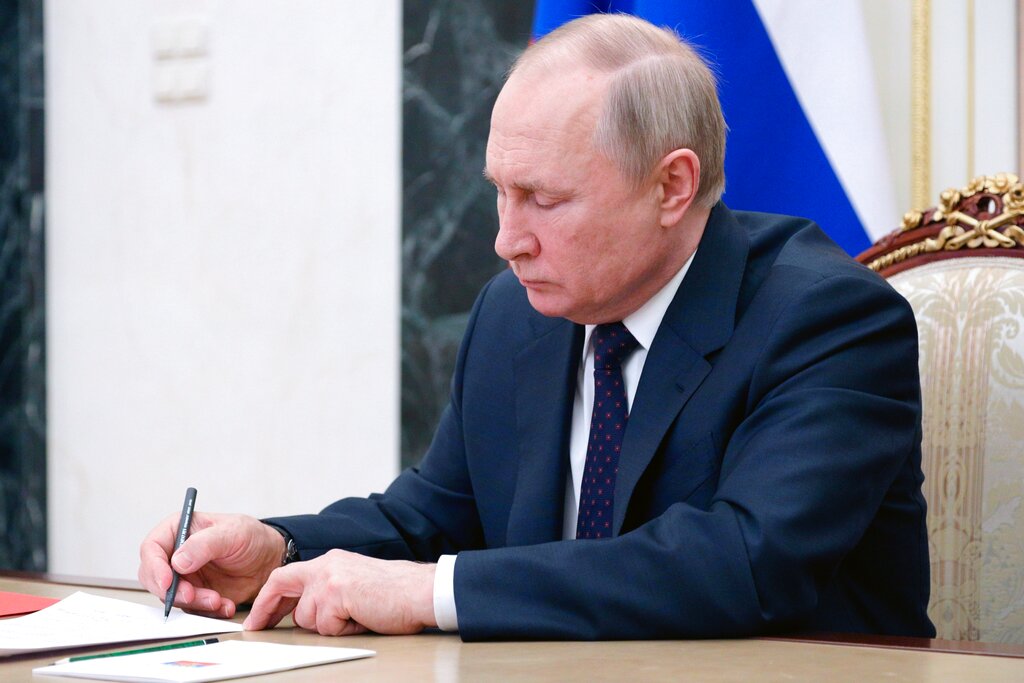 New Russian law allows seizure of foreign planes for domestic use