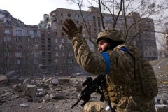Reporters blocked by Ukrainian military from site of Russian attack near Polish border