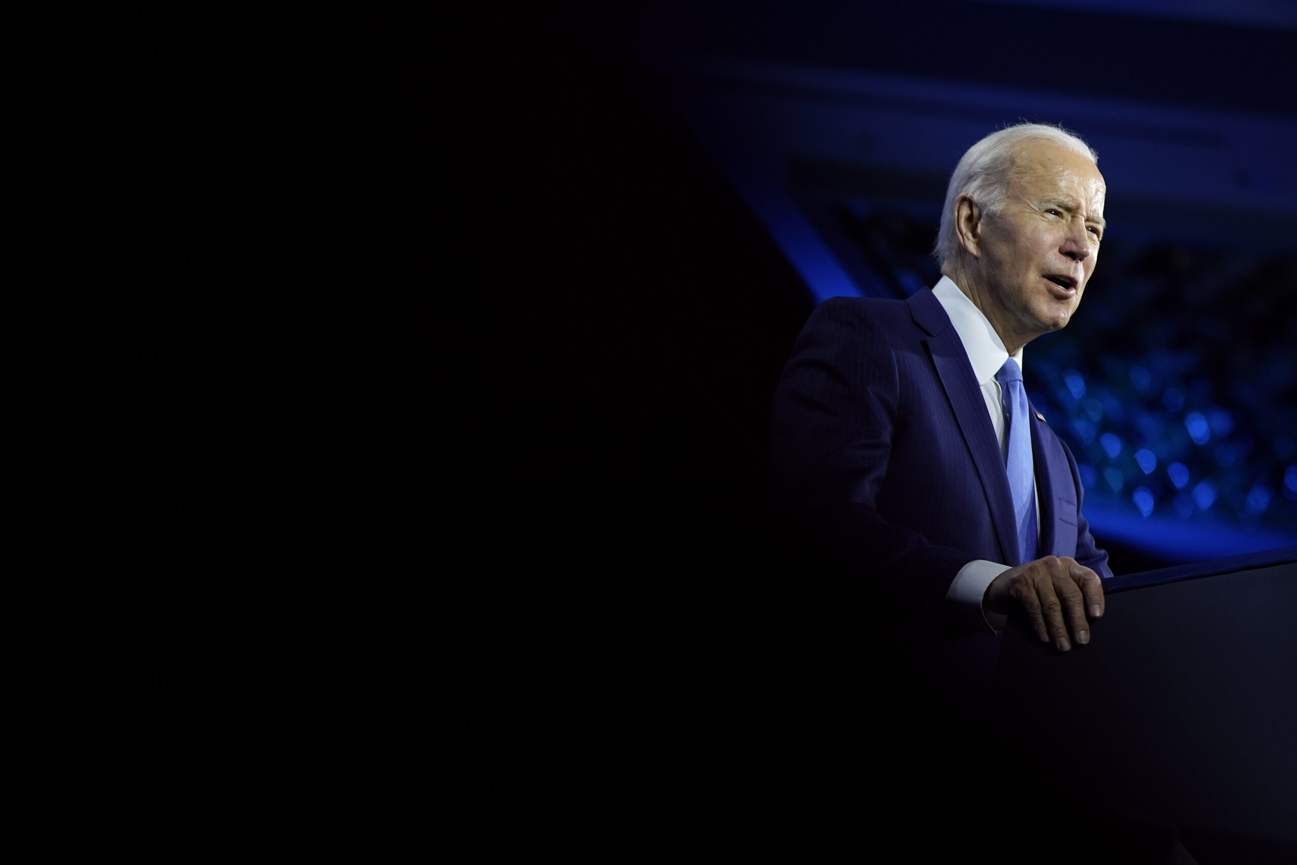 Biden gears up for midterm elections as Democrats fear for majorities