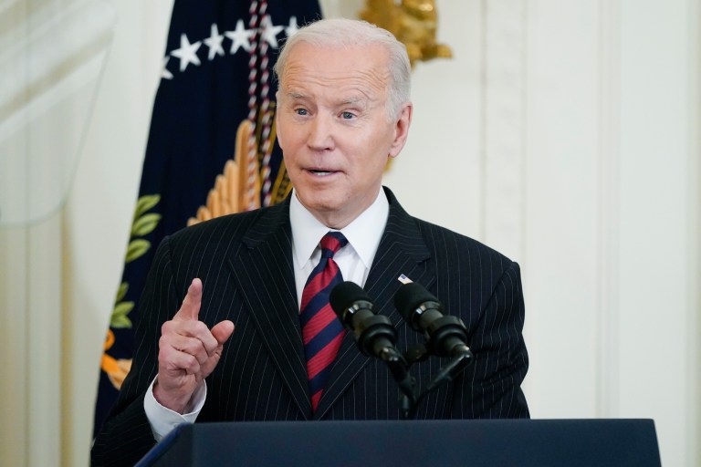 Biden mistakenly announces ‘first lady’s husband’ has COVID-19