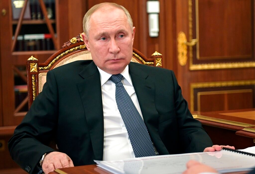 Russian senior official admits Western sanctions caught country off guard
