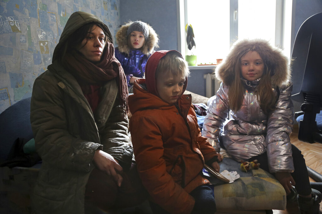 Humanitarian corridor to open in besieged port city of Mariupol