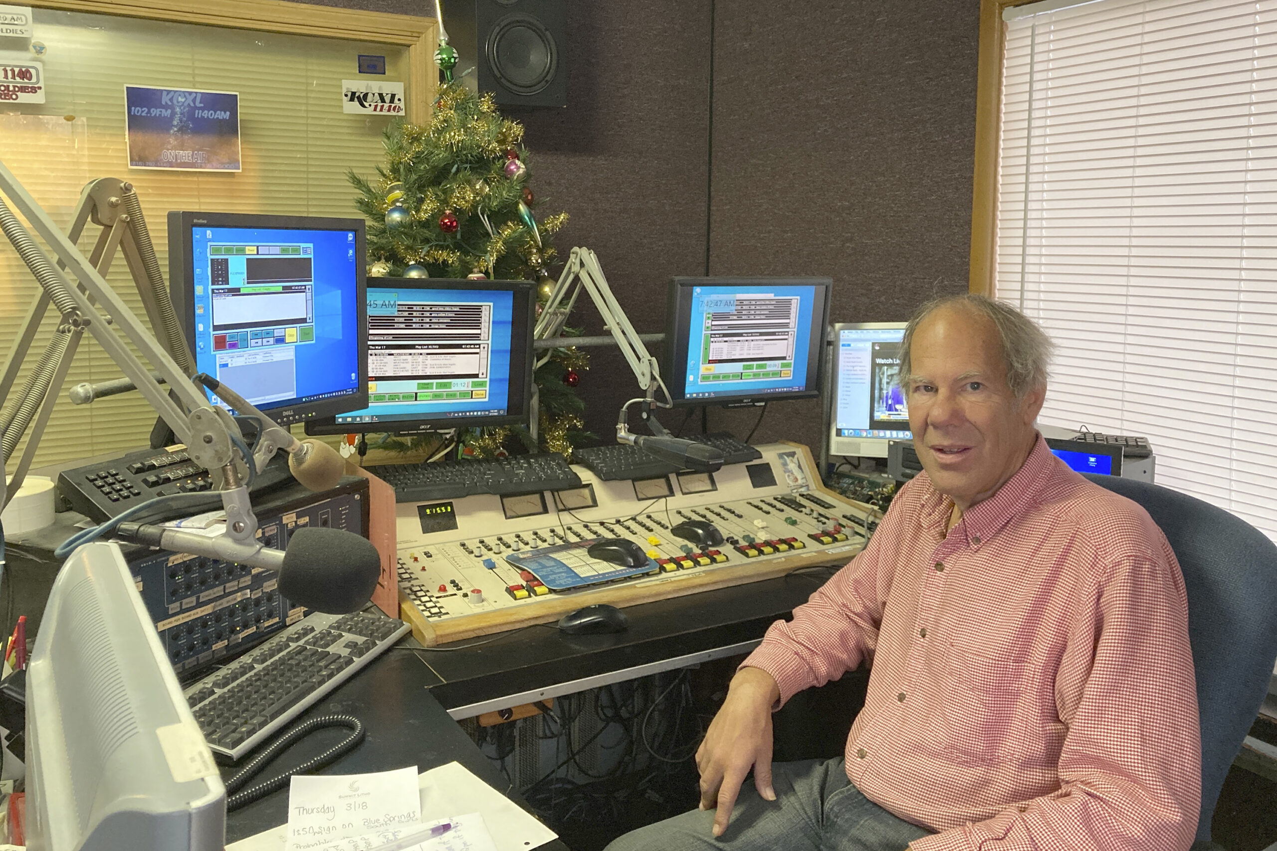 Missouri radio station defends playing Russian state radio