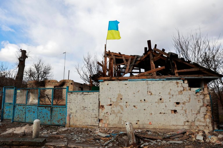 Ukrainian counteroffensive punches holes in Russian occupied areas