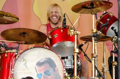 Foo Fighters cancel tour dates following death of drummer Taylor Hawkins