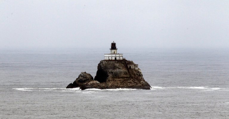 Oregon’s ‘Terrible Tilly’ lighthouse hits market for $6.5 million