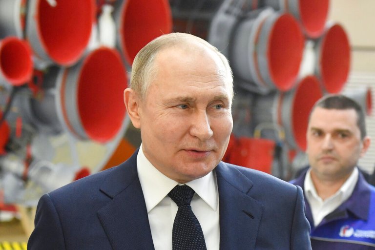 Russian President Vladimir Putin speaks with Roscosmos space agency employees at a rocket assembly factory during his visit to the Vostochny cosmodrome outside the city of Tsiolkovsky. (Evgeny Biyatov, Sputnik, Kremlin Pool Photo via AP)