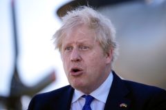 Increasingly isolated Moscow blacklists British leaders
