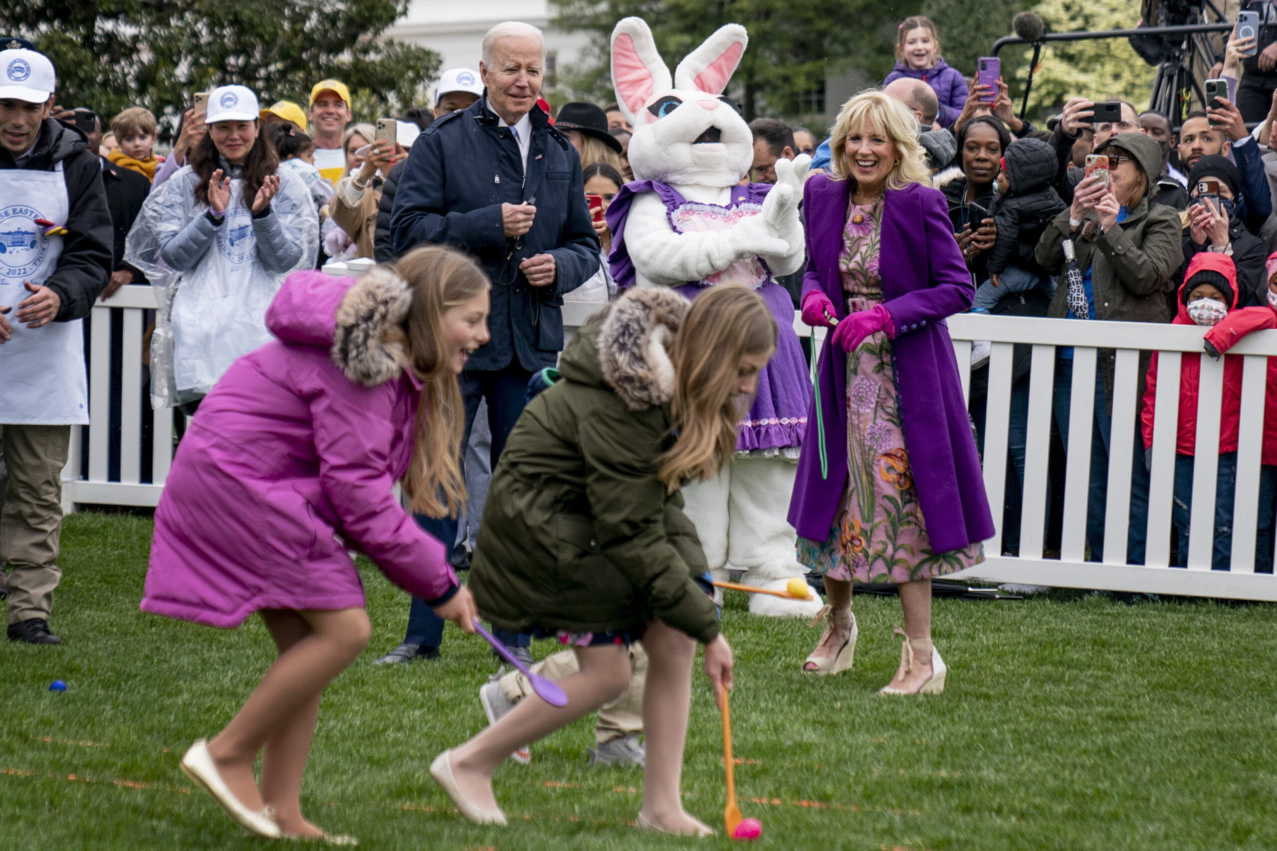 PETA pleas for fakes at White House Easter egg roll