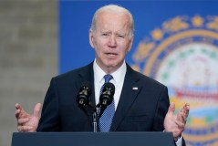 Biden and Democrats pinned by impossible mask mandate dilemma
