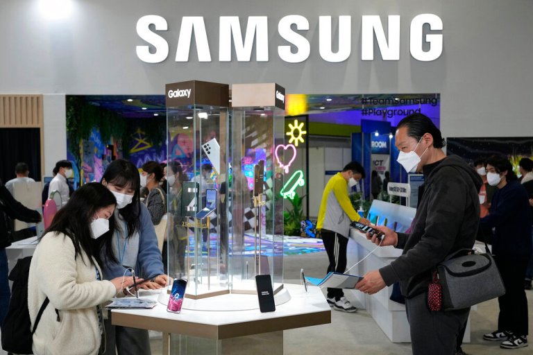 Samsung considering $200 billion investment into chip factories in Texas