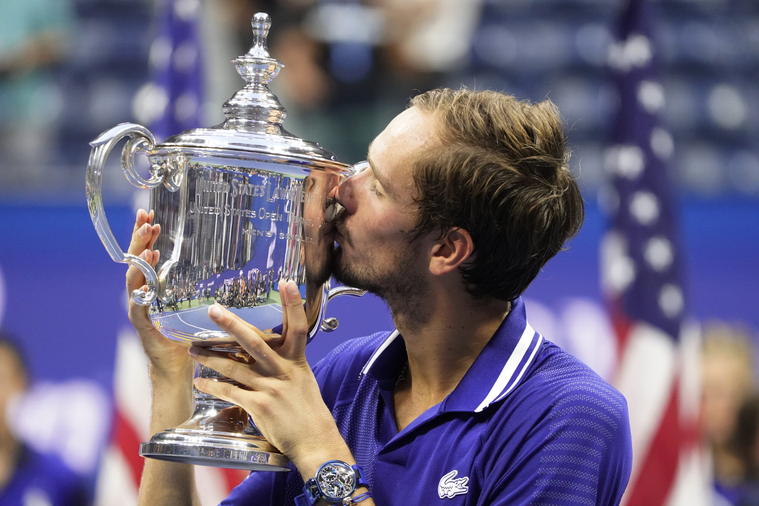 No love: Wimbledon bans Russians and Belarusians from tournament