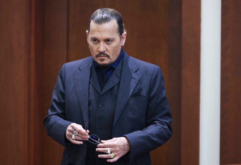 WATCH: ‘F*** her burnt corpse’: Court sees vulgar texts from Johnny Depp