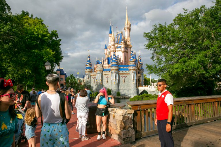 Disney World closes theme parks in preparation for Hurricane Ian