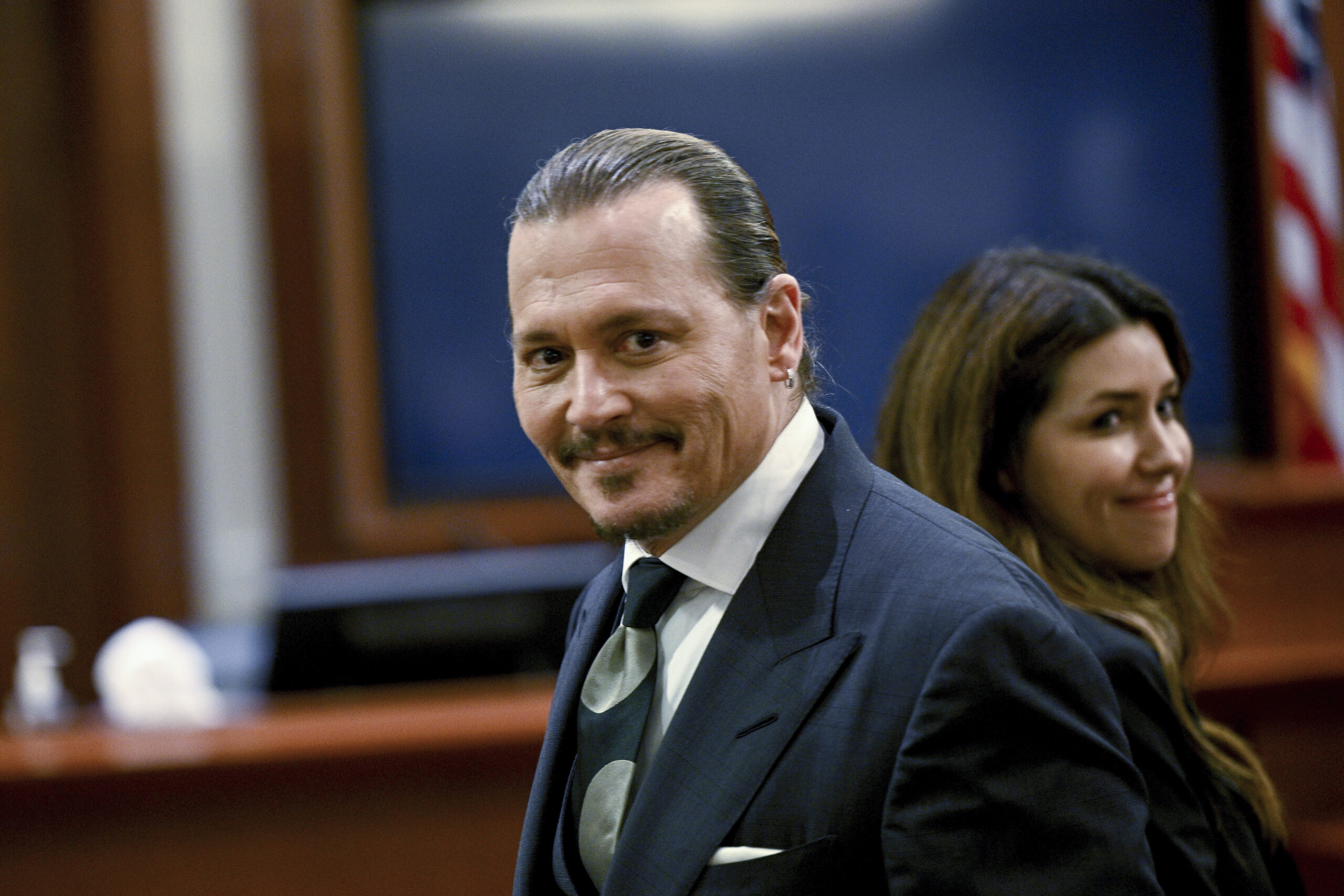 Netflix sees success in Johnny Depp, will finance and stream new movie