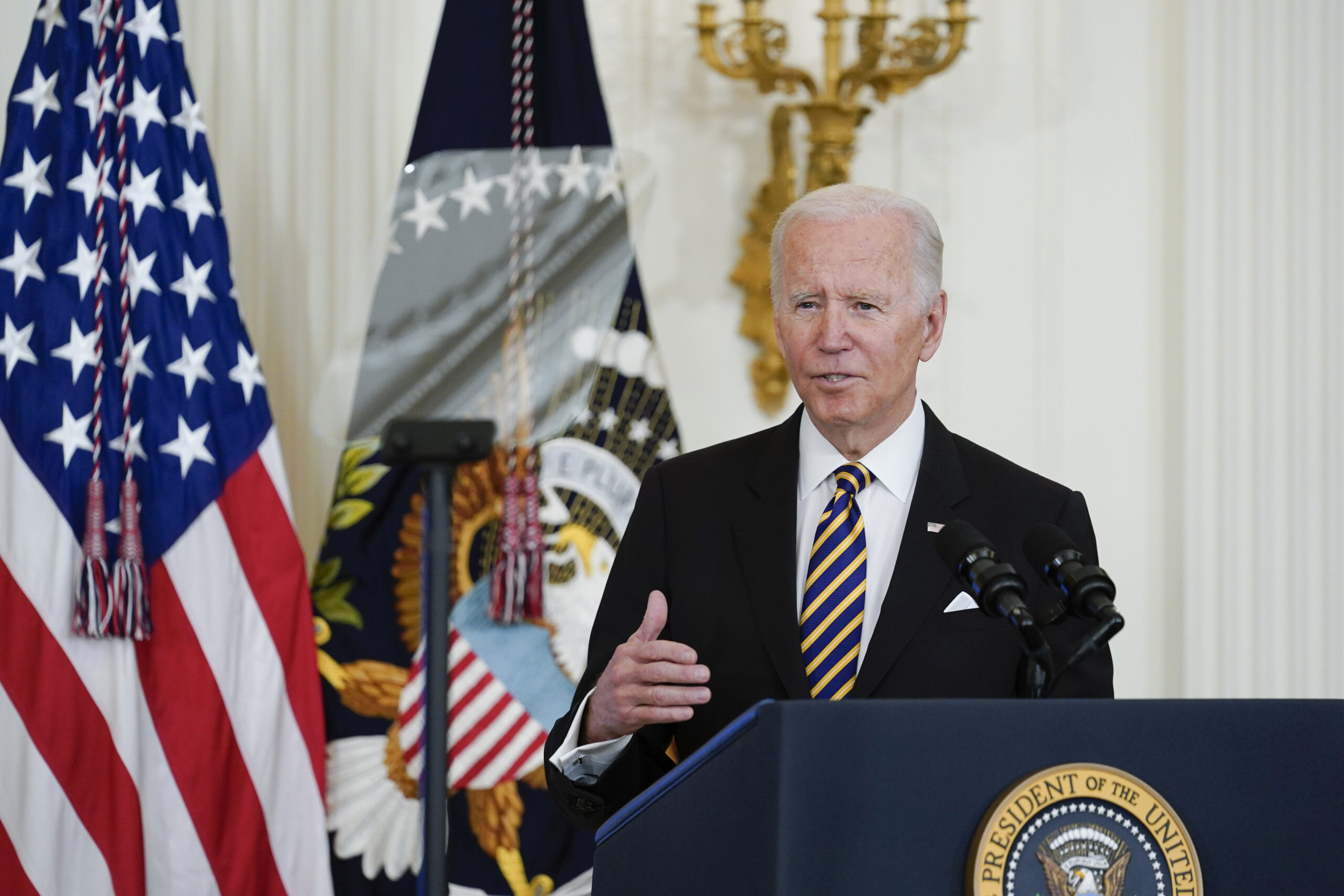 Biden calls on Congress to help him clamp down on Russian oligarchs