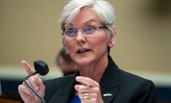 DOE proposes rule speeding up approval of clean energy projects