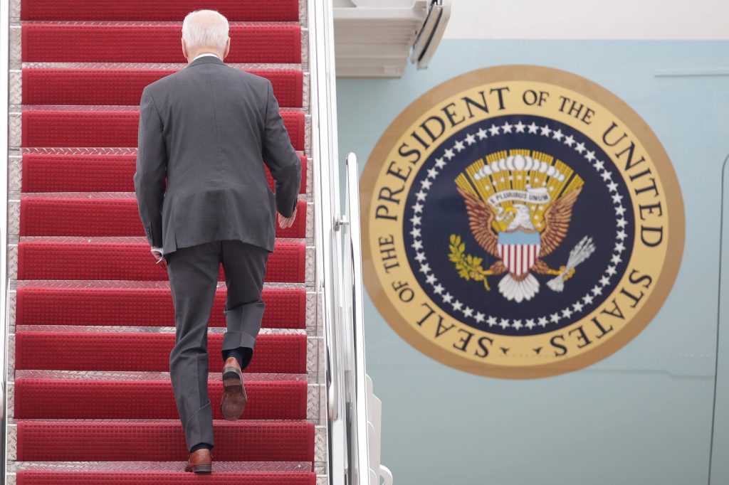 White House: Democrats don’t have the votes to codify Roe even without filibuster