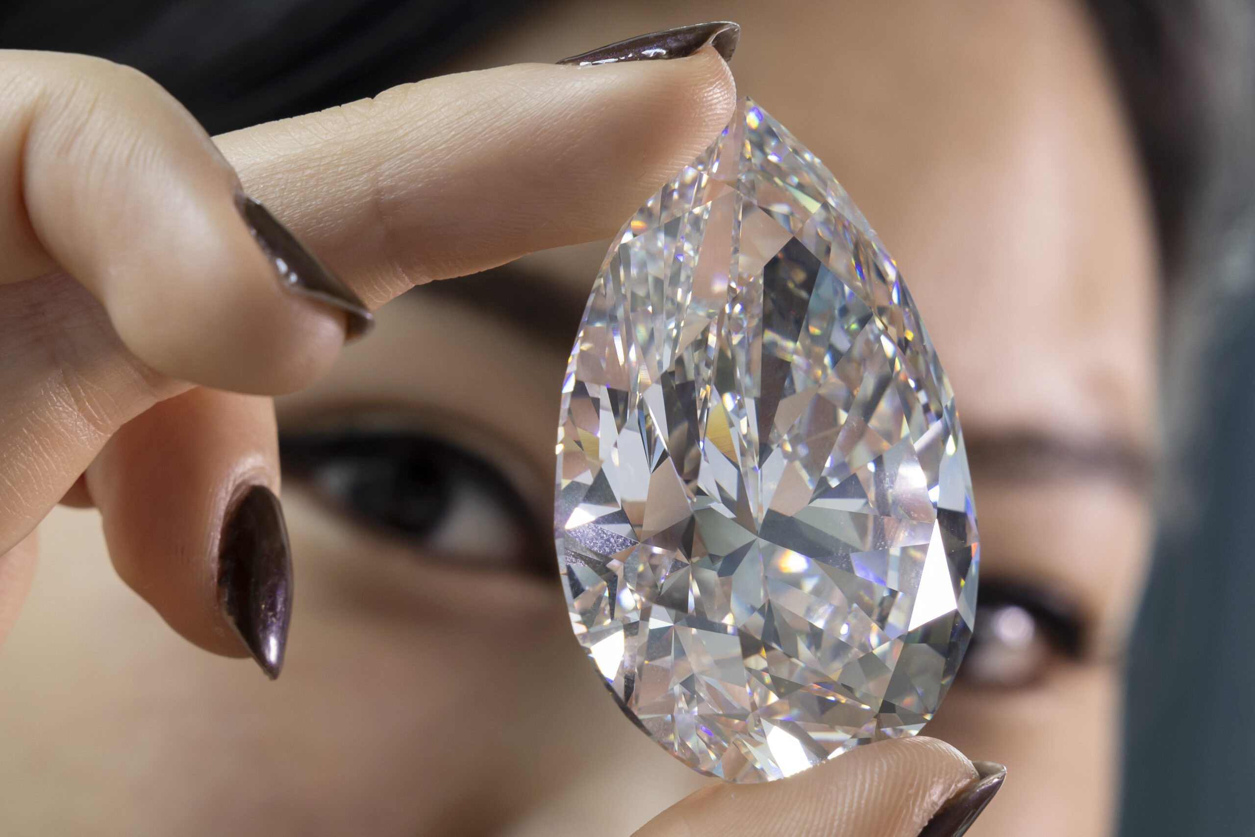 ‘The Rock,’ largest white diamond to hit auction, expected to fetch $30 million