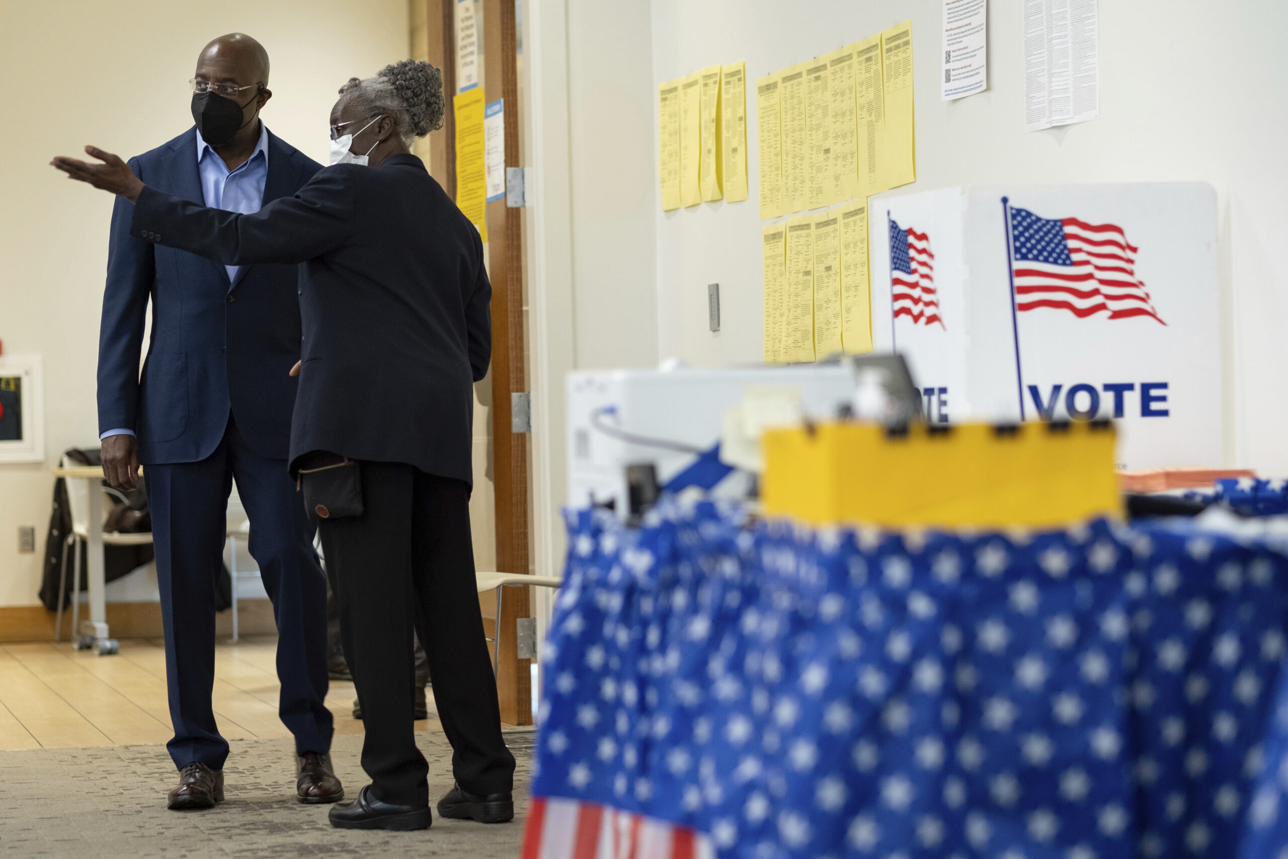 Consequential midterm races tighten as parties battle for Senate majority