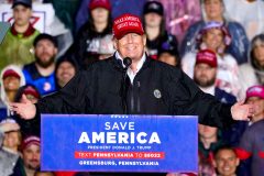 Judge withdraws contempt order against Trump