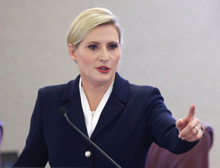 Florida Secretary of State Laurel Lee is resigning her post as the stateâs top election official.